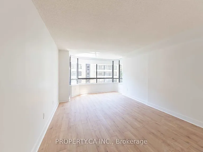280 Simcoe St #705A — Photo 20