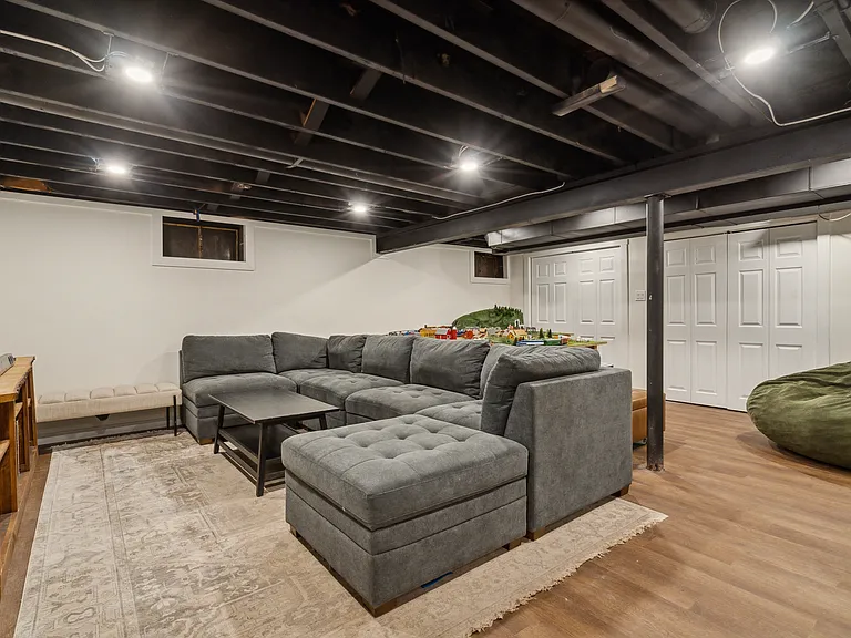 2 Kershaw Ave — Photo 19