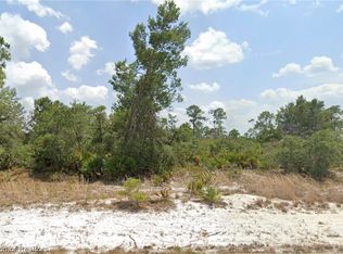 6767 Columbus Blvd, Sebring, FL 33872