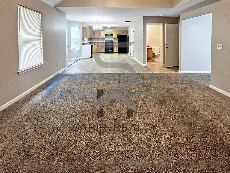 5042 Cottage Grove Pl — Photo 4