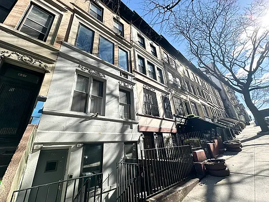 Rented by Coda Real Estate NYC | media 13