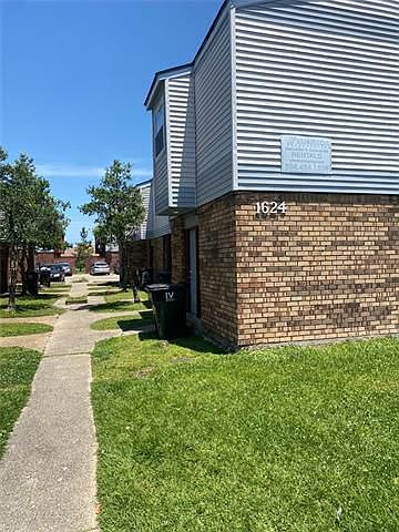 1st image of 1624 Newport Pl