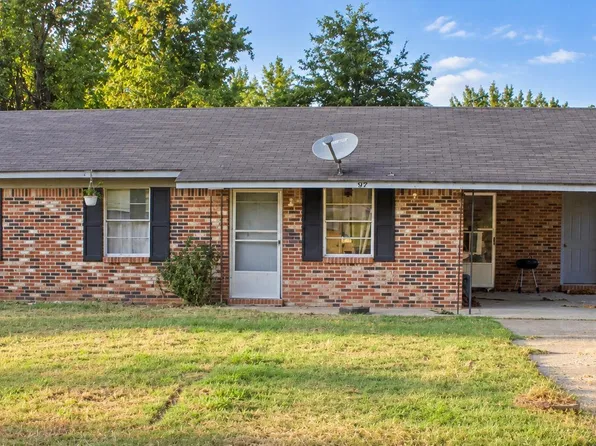 397 Locust St, Hickory Flat, MS 38633