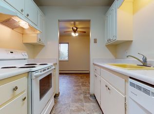 2060 Allen Blvd, Middleton, WI 53562