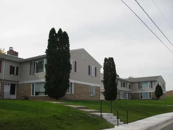1811 May St APT 8, Long Lake, MN 55356