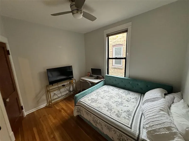4418 N Artesian Ave #2 — Photo 13
