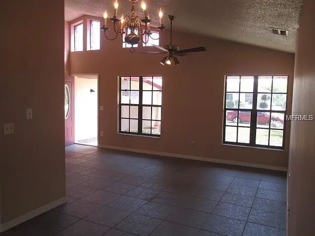 1129 Fuchsia Dr — Photo 14