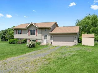 1282 202nd Ave, New Richmond, WI 54017