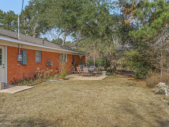 3rd image of 9355 Kingston Rd