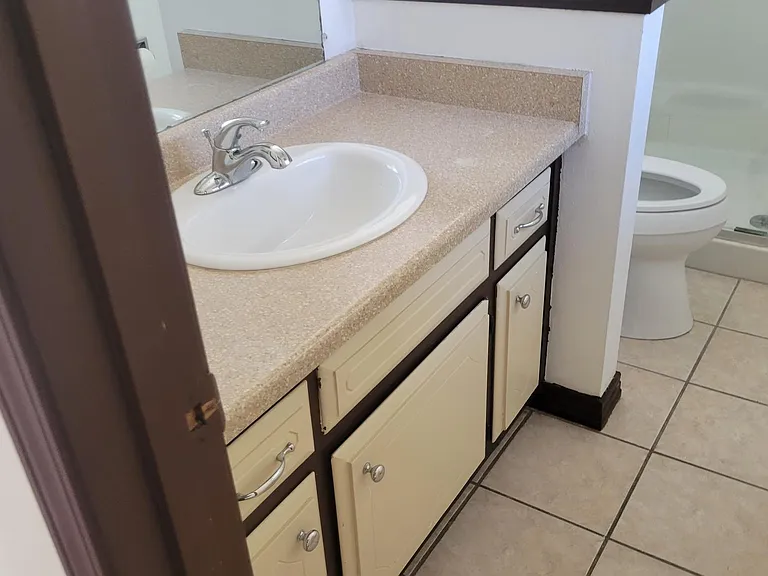 5020 San Pedro Ct NE — Photo 6