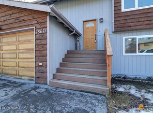 18671 Kings Point Cir, Eagle River, AK 99577