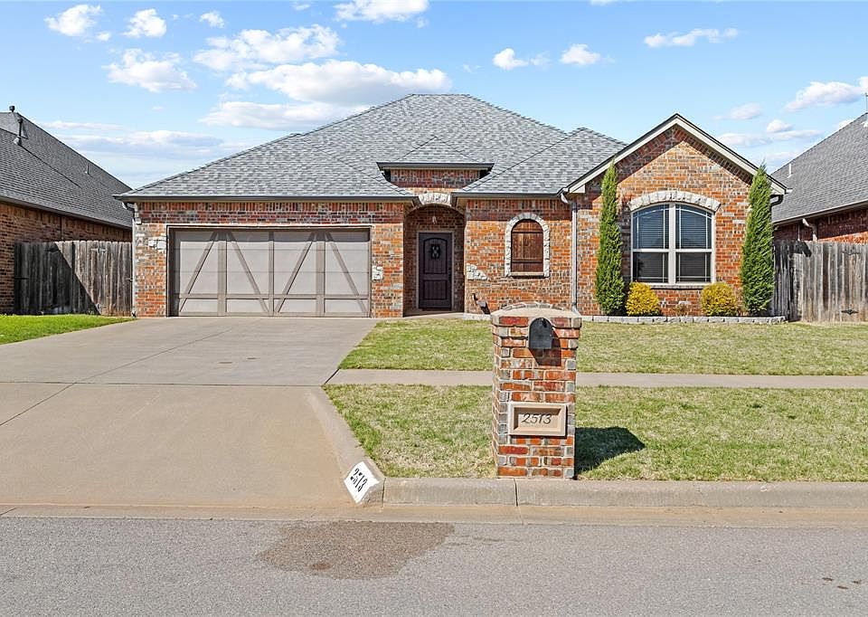 1st image of 2513 Hayride Dr