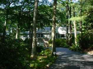 21 Brookfield Rd, Northport, NY 11768