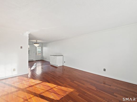 3rd image of 54 Lindstrom Road #54