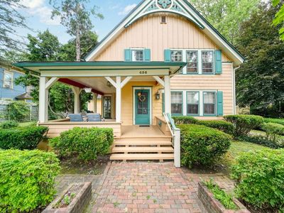 456 State St, Adrian, MI, 49221