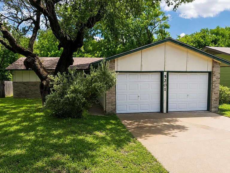 5201 Hedgewood Dr — Photo 1