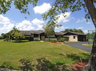 5100 White Oak Ln, Tamarac, FL 33319