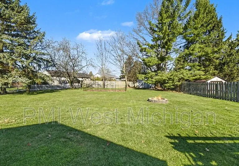 6593 Crownpointe Dr SW — Photo 25