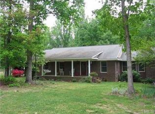 385 Maple Springs Ln, Bear Creek, NC 27207