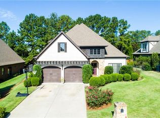758 Oakdale Dr, Auburn, AL 36830