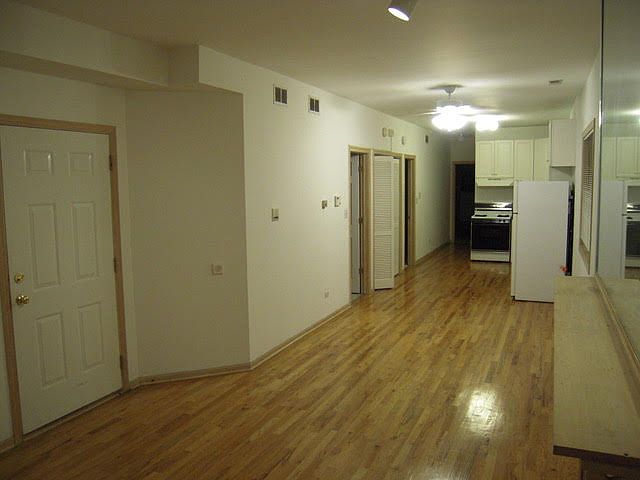 1st image of 1042 N Wood St