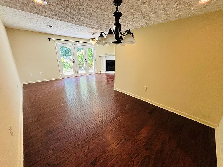 309 Fairfax Rd — Photo 11