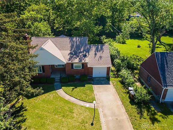 5th image of 4094 Brenton Dr
