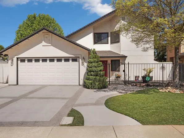 1941 Lakeshore Dr, Lodi, CA 95242