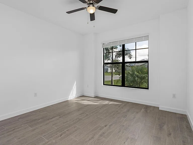 20945 Napa Loop — Photo 16