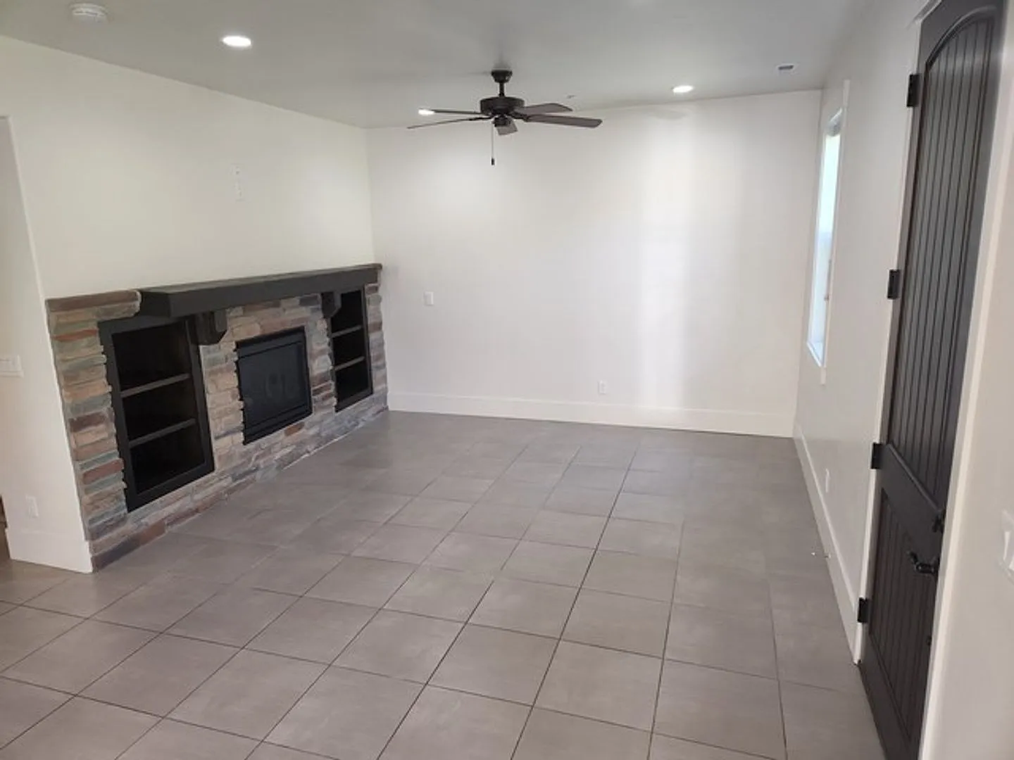 Park's Edge Townhome with Community Pool & Hot Tub — Photo 4
