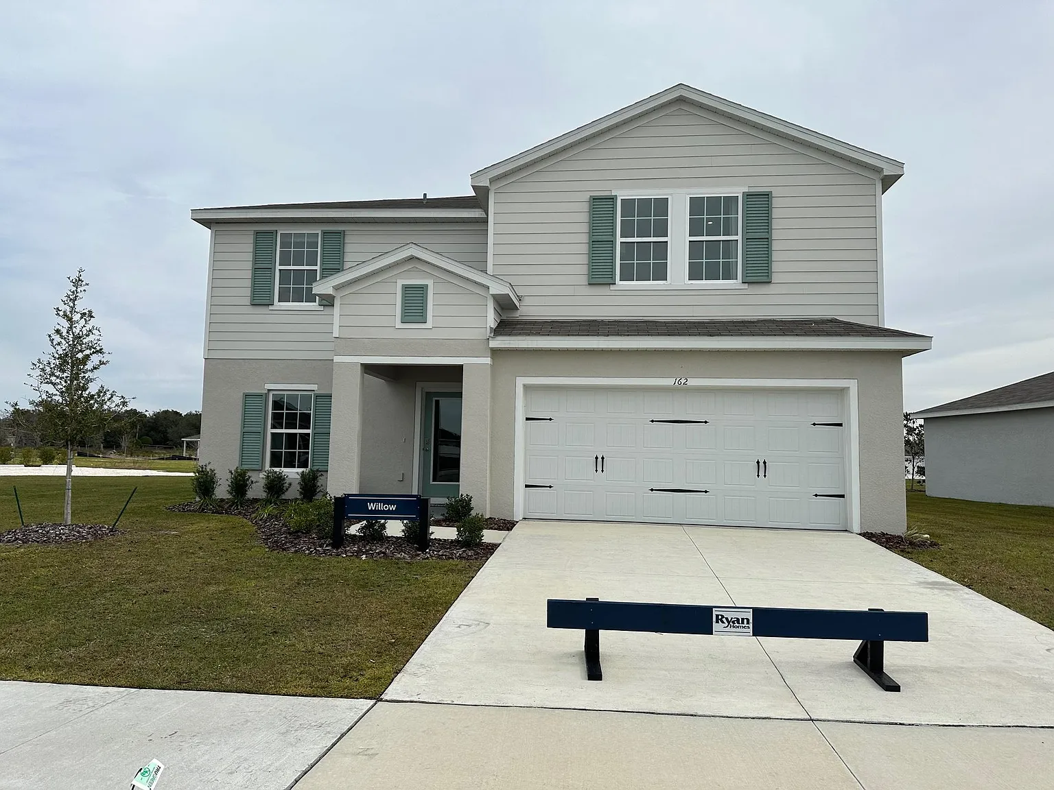 4 bed, 2.5 bath, 2240 sqft, $2,250 — Photo 1