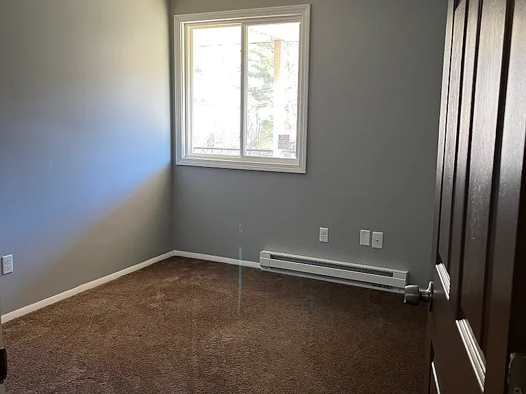 Stonehill Apartments — Photo 14