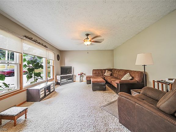 2nd image of 14104 Nussbaum Rd