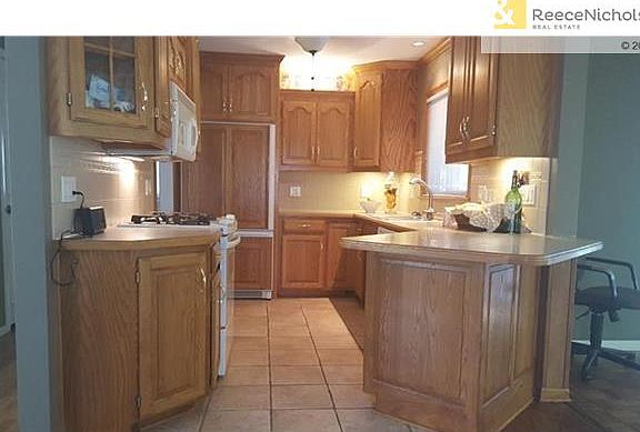 Lots of lighting above and under the cabinets