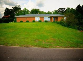 5526 Starlit Dr, Saint Louis, MO