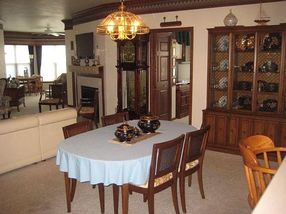 5th image of 101 Osthoff Ave #98
