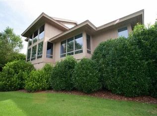 1307 Cross Creek Dr, Seneca, SC 29678