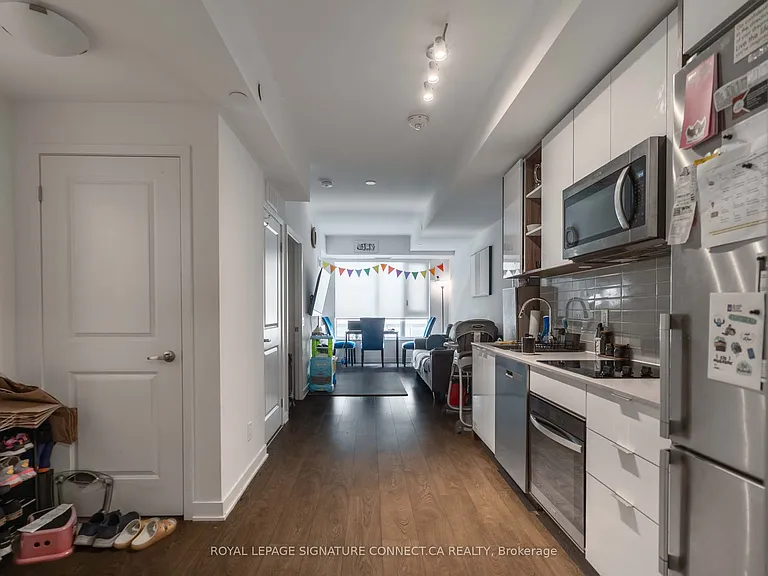 543 Richmond St W #445 — Photo 6