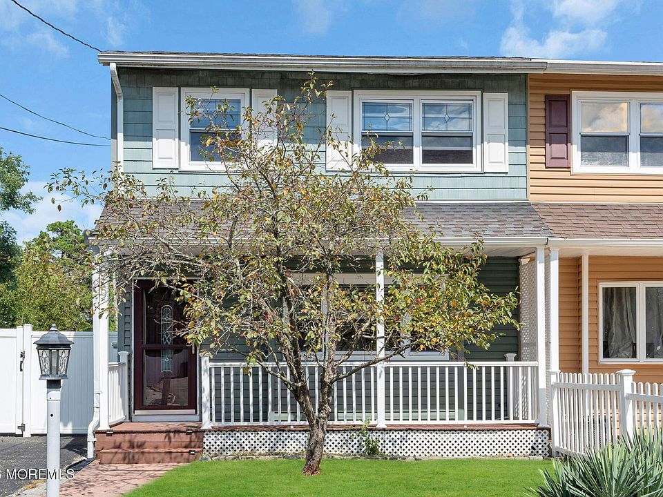 1st image of 819 Laurel Street
