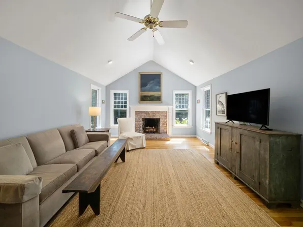 11 Fairways Drive, Harwich, MA 02645