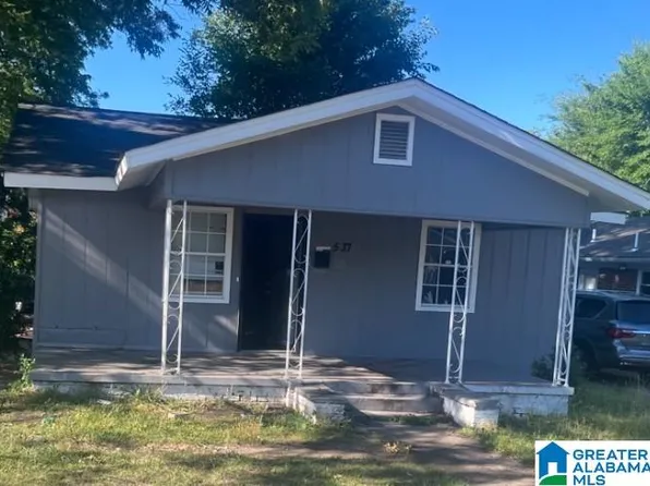 537 55th St, Fairfield, AL 35064