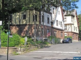 20 Garber Sq APT B7, Ridgewood, NJ 07450