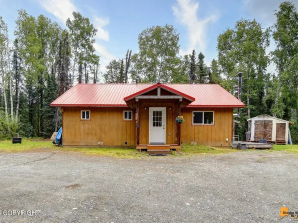 36605 S McKenzie Cir, Talkeetna, AK 99676