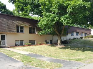 135 Tuscarora St, Lewiston, NY 14092