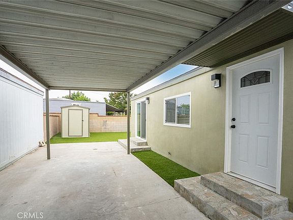 3rd image of 212 Las Brisas Cir