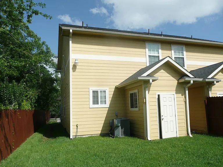 9505 Shoreham St — Photo 9