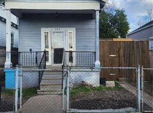 930 Brooklyn St, New Orleans, LA 70114