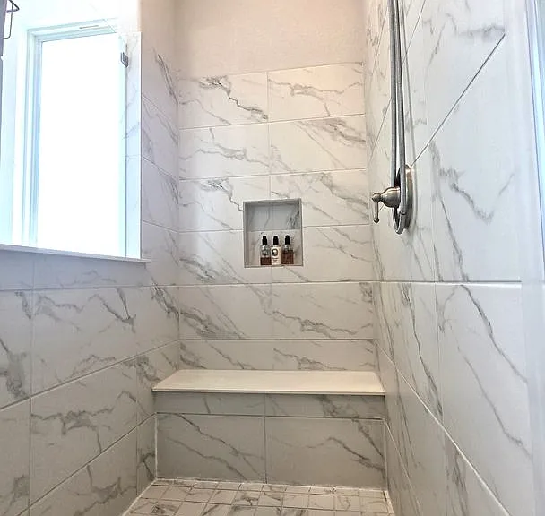 217 Longwood Dr — Photo 30