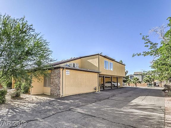 2nd image of 1471 Living Desert Dr APT D