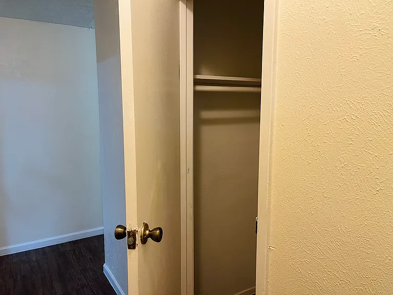 3400 Pleasant Valley Ln — Photo 20